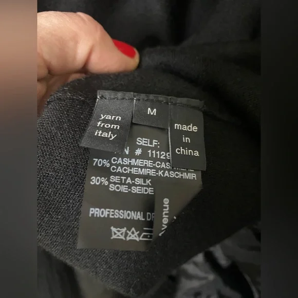 DEREK LAM 70%CASHMERE 30% SILK WRAP SWEATER BLACK SIZE M PRISTINE CONDITION